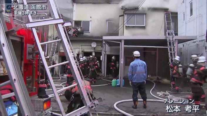 表通りから一本入った裏手