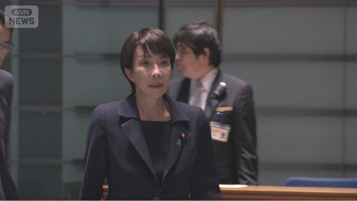 8日午後11時50分ごろ