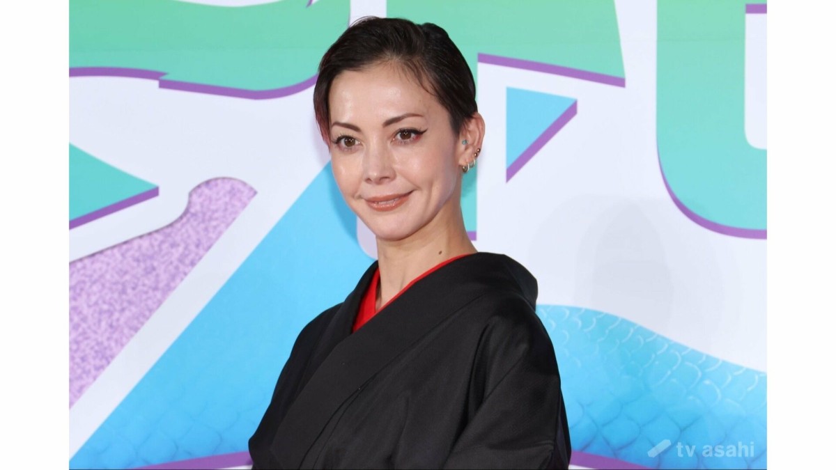 土屋アンナの母が死去、個人事務所の社長だった