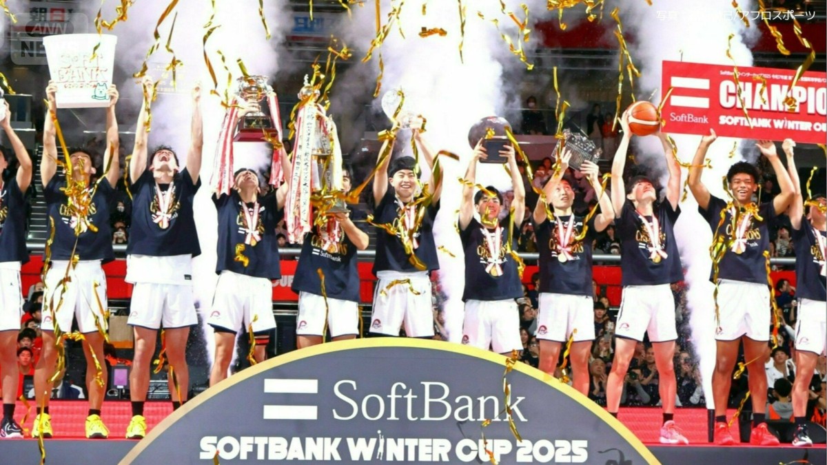 「大濠の歴史をお前たちが作るんだ」福大大濠が東山を圧倒し初の2連覇達成【ウインターカップ2025 高校バスケ】