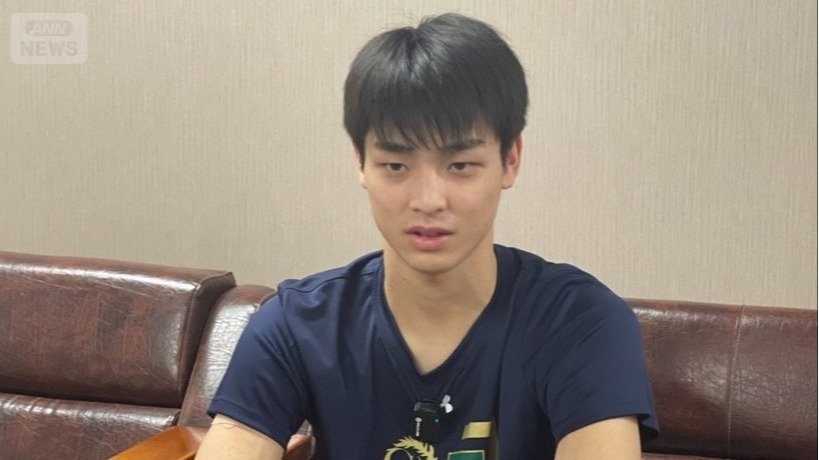 インタビューに答える加藤駿選手