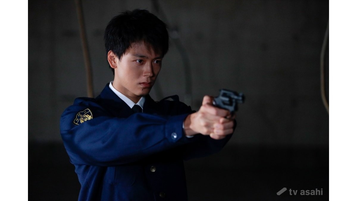 竹内涼真、主演ドラマ「再会〜Silent Truth〜」スタート　 “あの日の秘密”が4人の運命をのみ込む