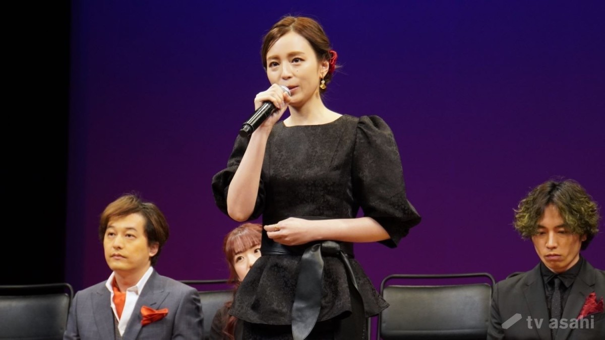 平野綾、伝説の作家役で主演！人生の「タイミングが全部作品に表れている」