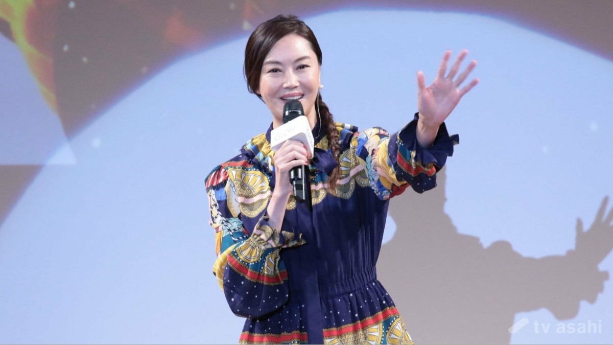 観月ありさ、総裁を務める神社にお参り「幸先の良いスタートになりました」