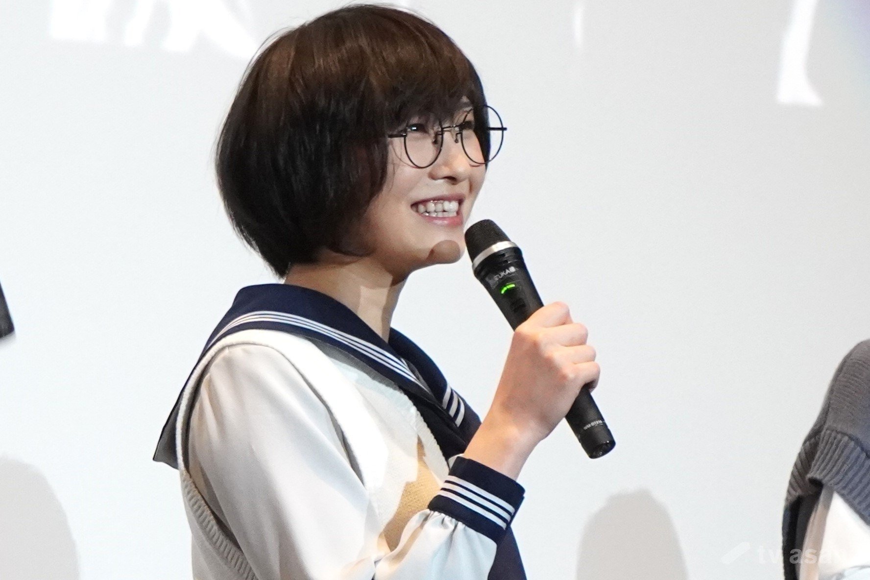 新しい学校のリーダーズSUZUKA、「何年もスマホなしで過ごしてみたい」　驚きの経験を披露