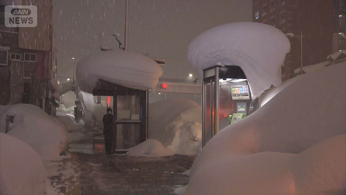 “災害級の大雪”青森県が自衛隊に災害派遣要請　大雪による死者27人に