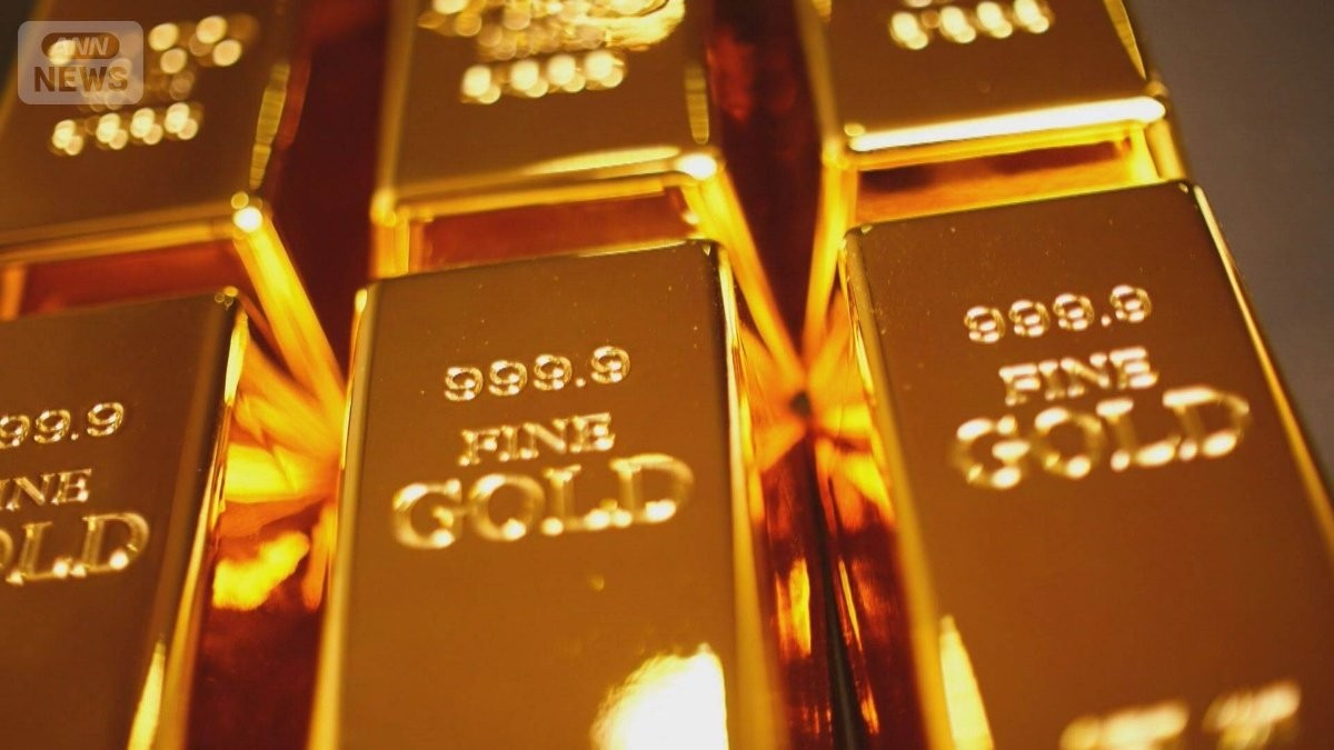 金価格大幅下落…上昇トレンド終了か　売り急ぎたい客が貴金属店へ　再上昇の可能性も