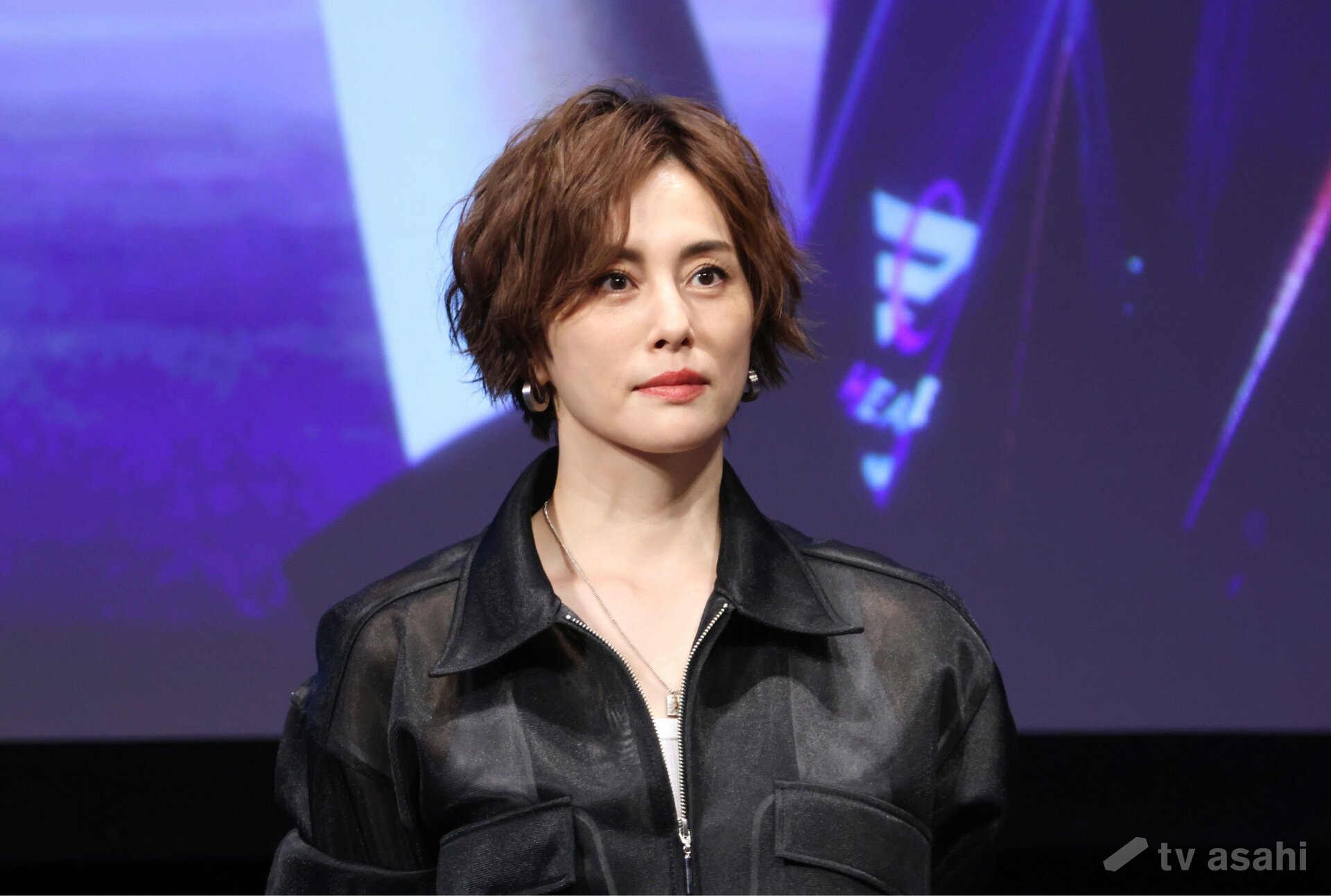 米倉涼子が久々にインスタを更新、主役を演じた「エンジェルフライト」をPR