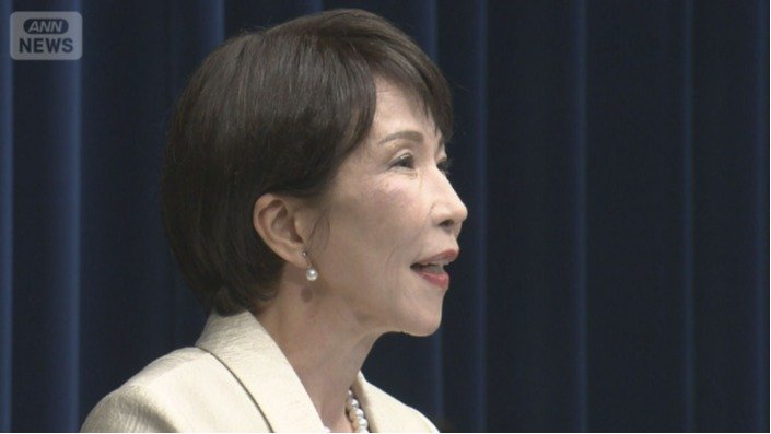 午後10時半ごろ