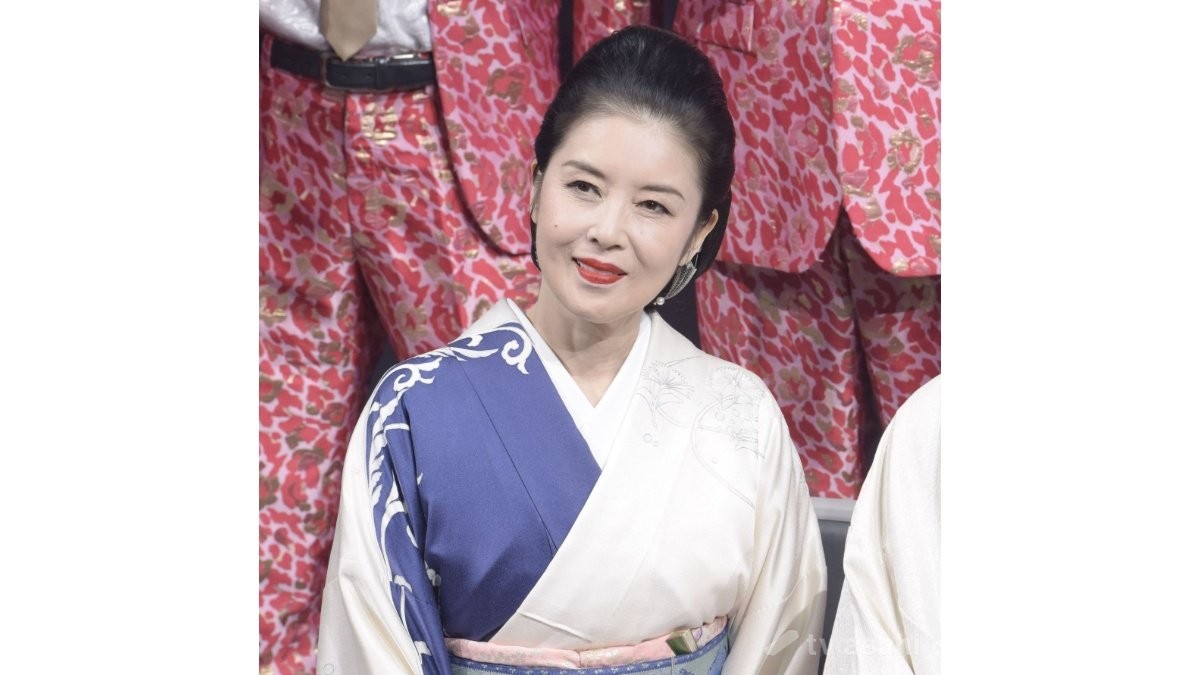 藤あや子、“猫の日”に動物愛護団体に100万円寄付