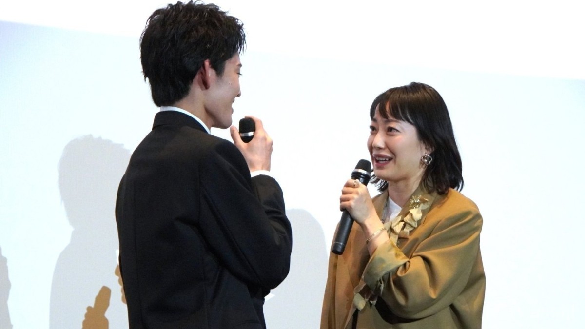 菅野美穂、“後輩”を見つめてまさかのムチャぶり！？