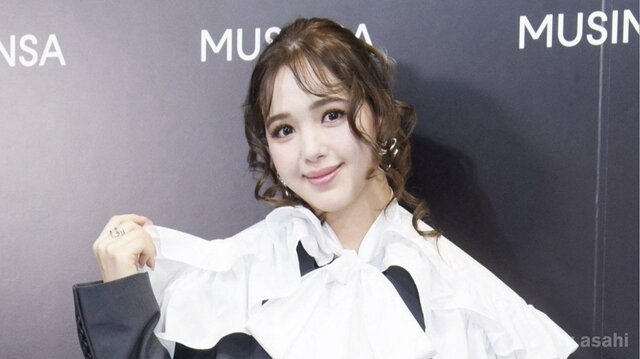 藤田ニコル「女の子のお母さんになります」　友人たちの愛あふれるベビーシャワーで性…