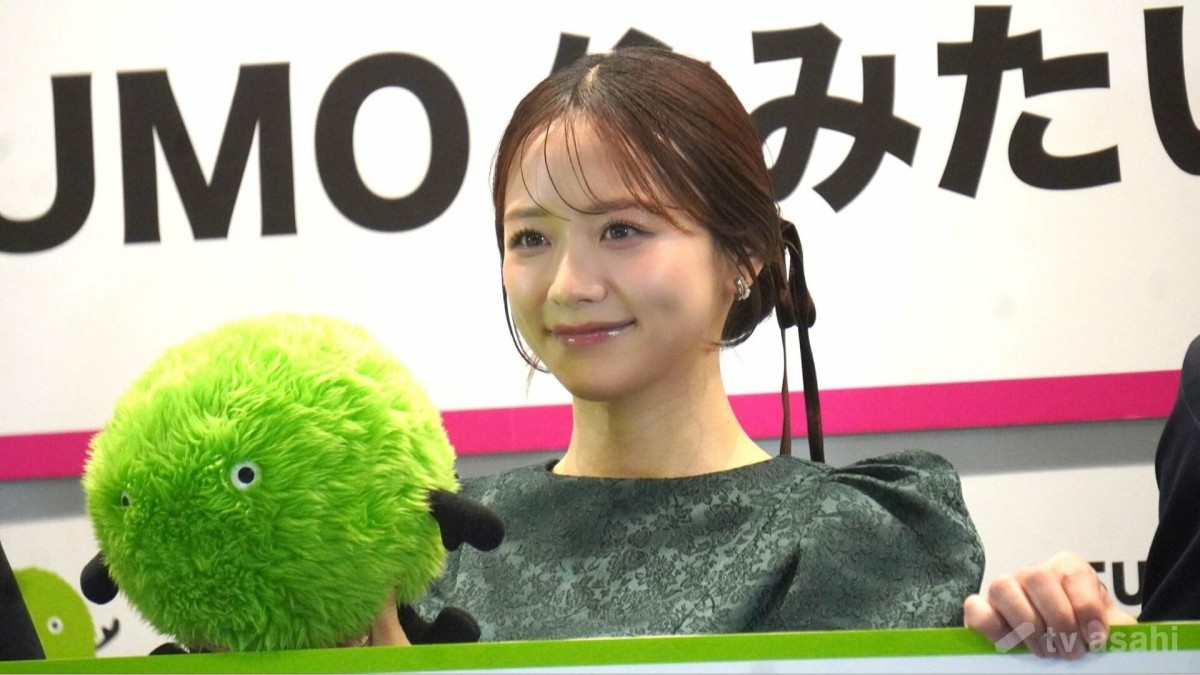 森香澄、初めての一人暮らしを振り返る「三脚を買ってキッチンで食べていました」真っ白な部屋で汚れに注意…