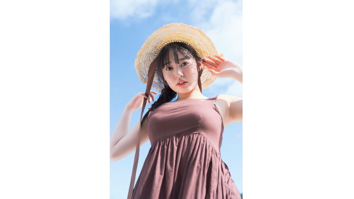 白濱美兎、「ふわふわバスト」の誌面カット公開