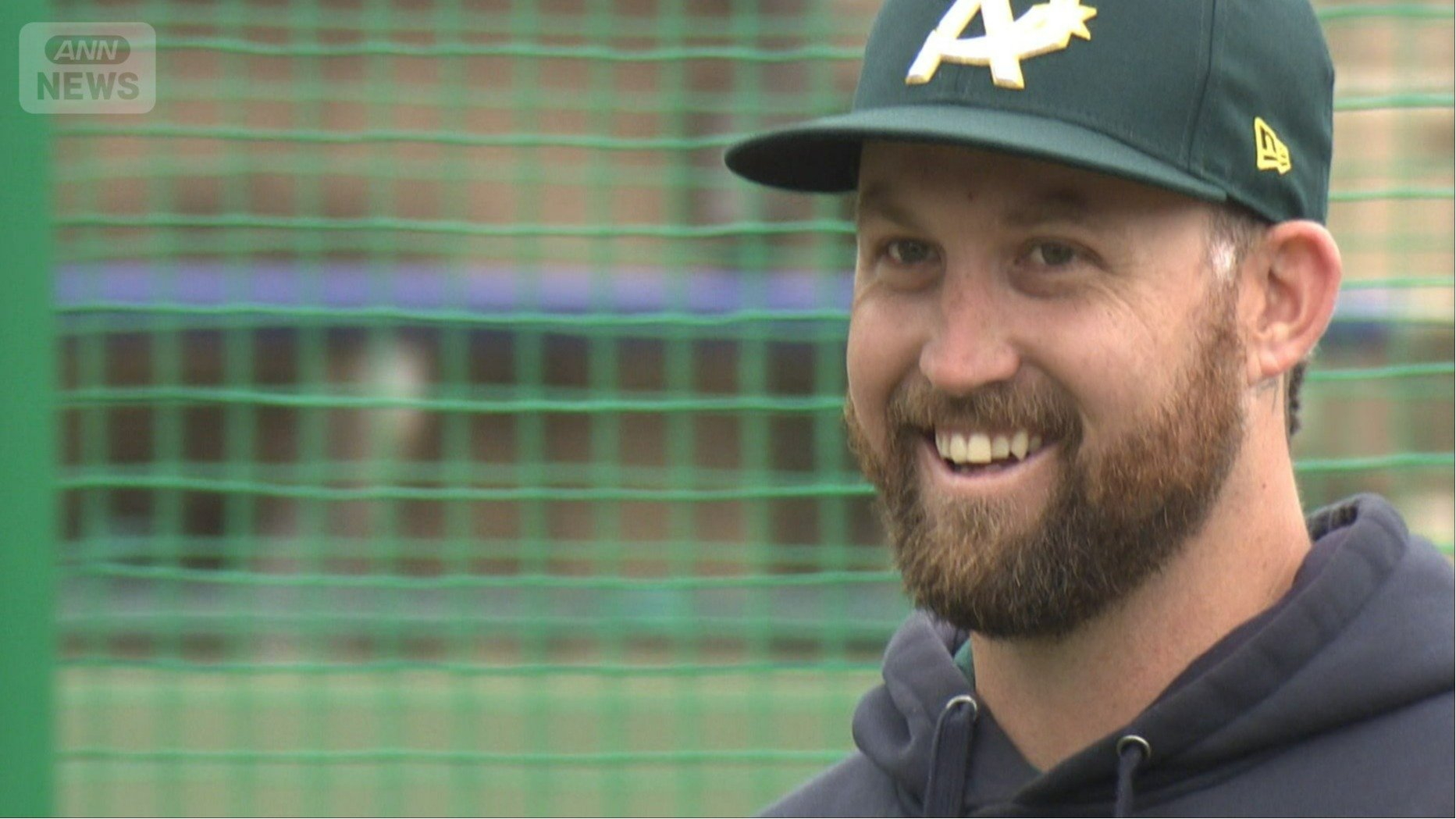 WBCへの思いを語るホワイトフィールド選手