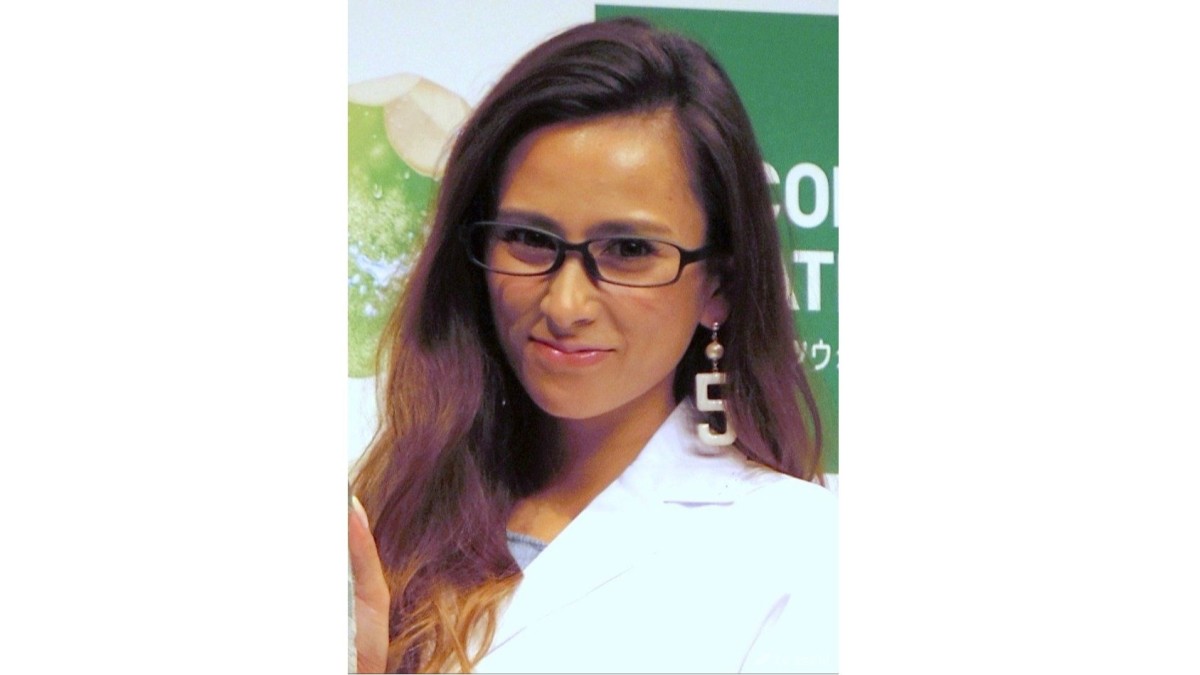 ドバイから離れたMALIA.、愛犬めぐるコメントに心境「置いてきたとは違います」