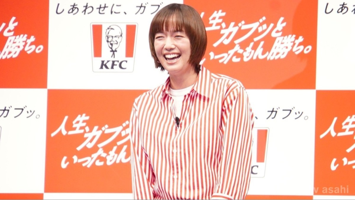 佐藤栞里、“しあわせの天才”と紹介され照れ笑い「恥ずかしいけどうれしい」