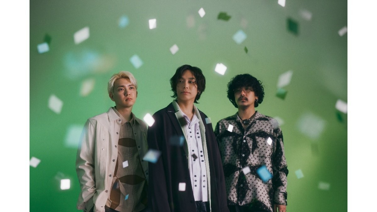 「Omoinotake」藤井怜央、母校の卒業式でサプライズ！　感動の門出演出