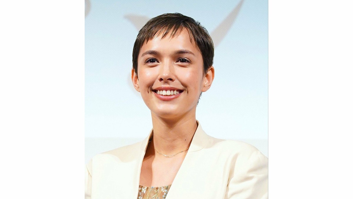 松田龍平の妻のモーガン茉愛羅が第2子妊娠を報告「新しい命を授かれたことに感謝しながら…」