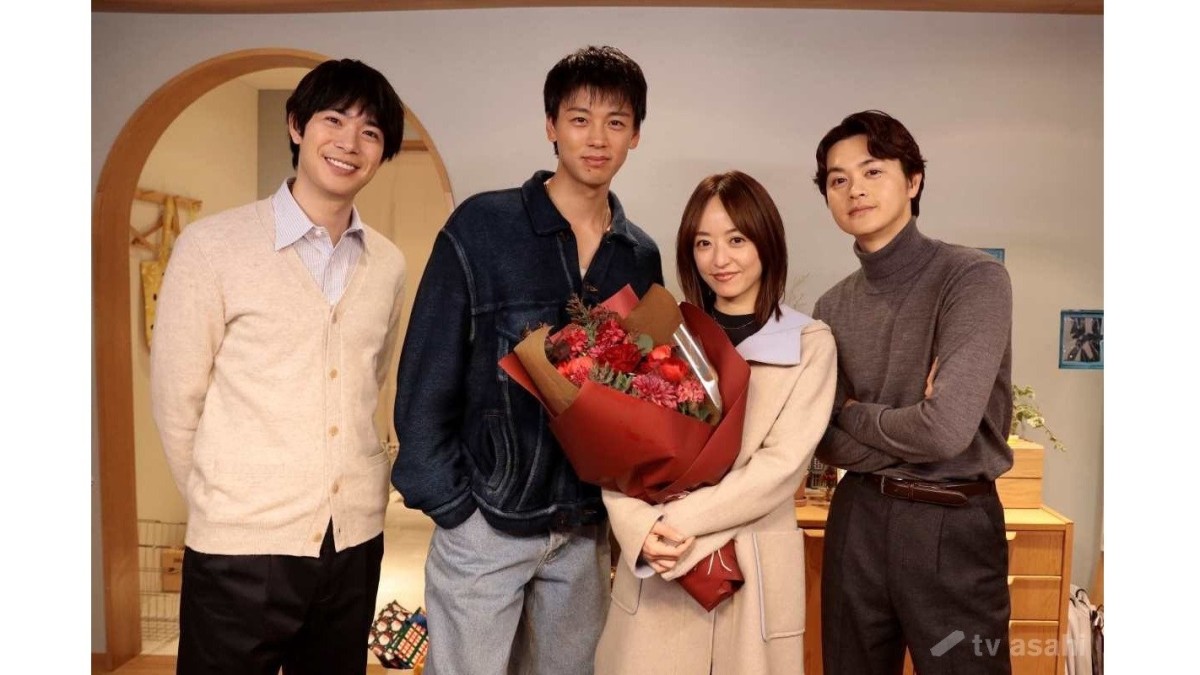 竹内涼真、井上真央ら同級生4人が笑顔でクランクアップ!!竹内「人間味あふれる温かいドラマになった」