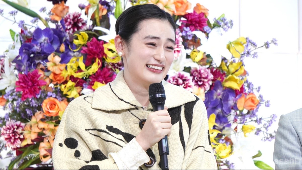 八木莉可子、森英恵さん演じ「すごく前向きになれた」　親族からの声に目を潤ませ…