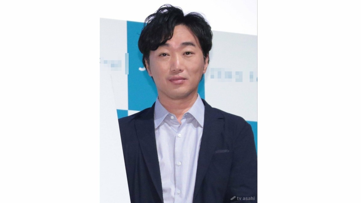 スピードワゴン小沢一敬、YouTubeでも活動再開を報告「漫才からやっていければ」