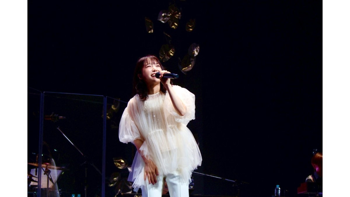 歌手デビュー10周年の上白石萌音、ライブツアーが神戸で開幕！「変わらないのは歌が好きな気持ち」
