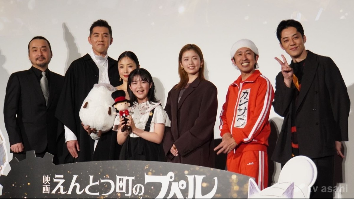【エンタメ取材現場】「キングコング」、MEGUMI、小芝風花ら　アニメ映画「映画 えんとつ町のプペル 〜約束の時計台〜」初日舞台挨拶