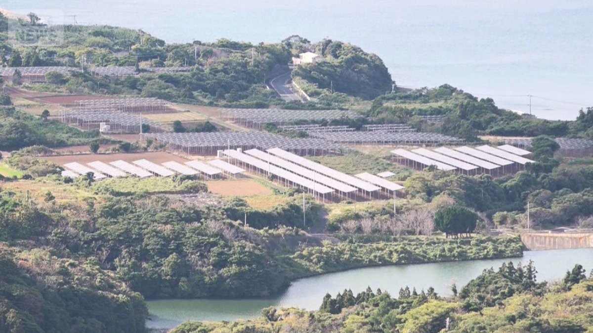 住民二分するメガソーラー計画　パネル150万枚、事業面積は島の4分の1　長崎・宇久島