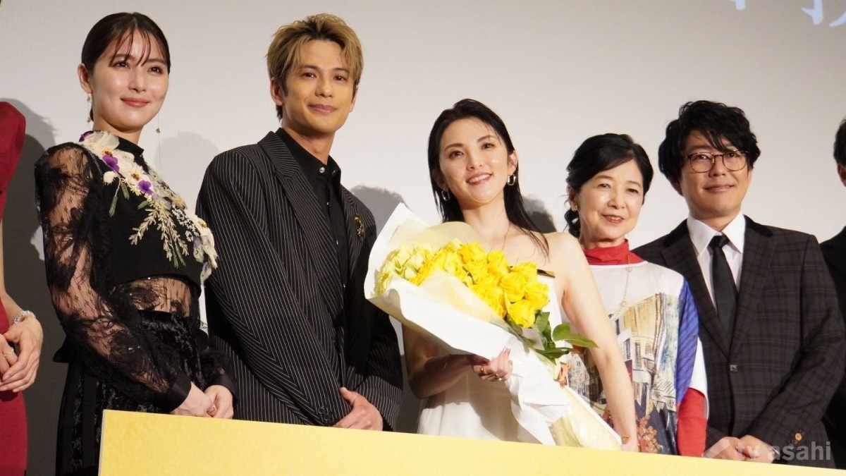 【エンタメ取材現場】田中麗奈、森崎ウィンら　映画「黄金泥棒」公開記念舞台挨拶