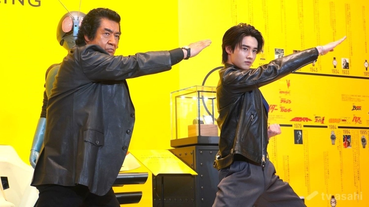 藤岡弘、＆藤岡真威人、親子で仮面ライダー変身ポーズ初披露「記念すべきショット」