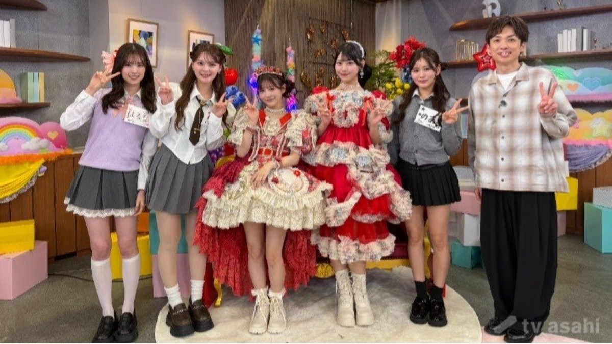“月足画伯”誕生の瞬間！　白石が絶句「私って棒人間なの？」　大人気シール作りに挑戦