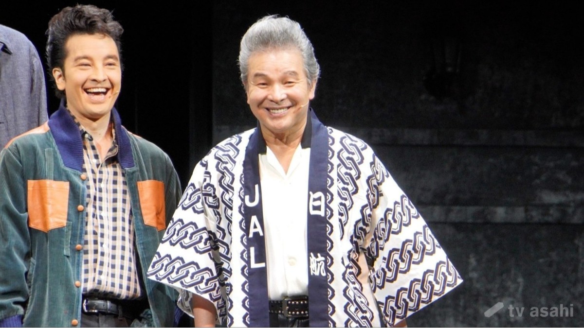 尾藤イサオ、超貴重60年前の“ビートルズ法被”羽織り笑顔