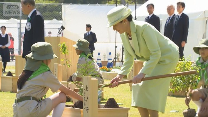 画像まとめ】【写真まとめ】雅子さま 新緑に映えるライトグリーンの