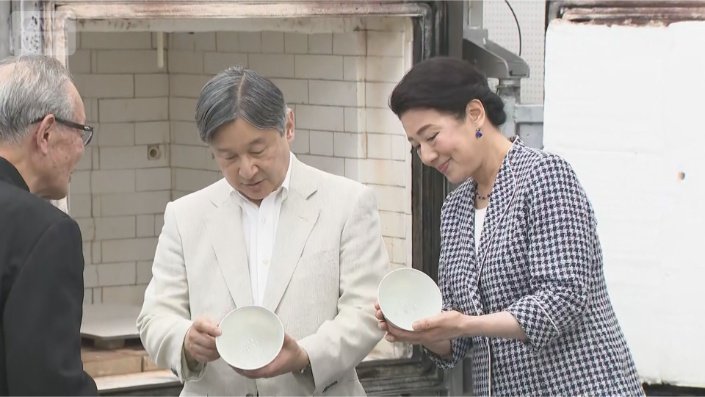 砥部焼の工芸士らと懇談