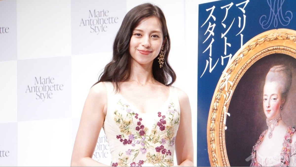 中条あやみ、マリー・アントワネットは「憧れの存在」で「影響を受けている」