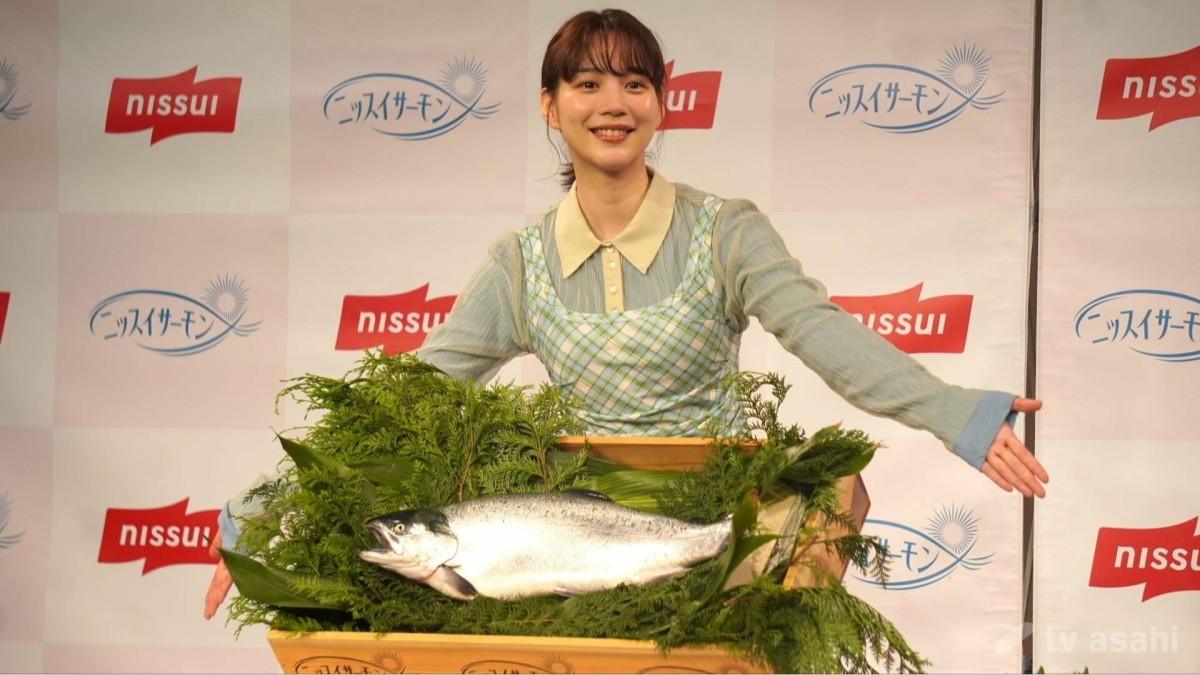 のんが“ニッスイサーモン”CMに出演「サーモンになったような気持ち」