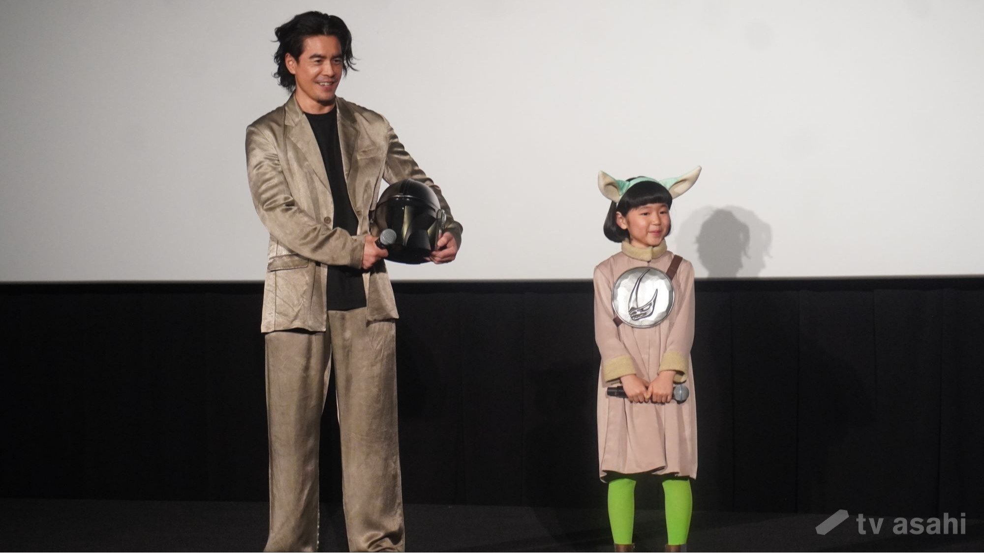 画像まとめ】伊藤英明、息子と「スター・ウォーズ」を鑑賞