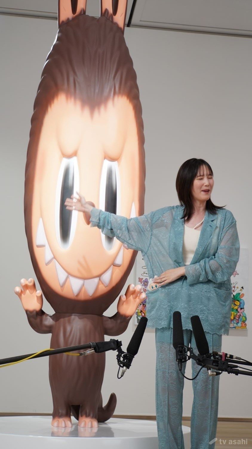画像まとめ】本田翼、お気に入りをポケットに忍ばせ「QOLが上がります」