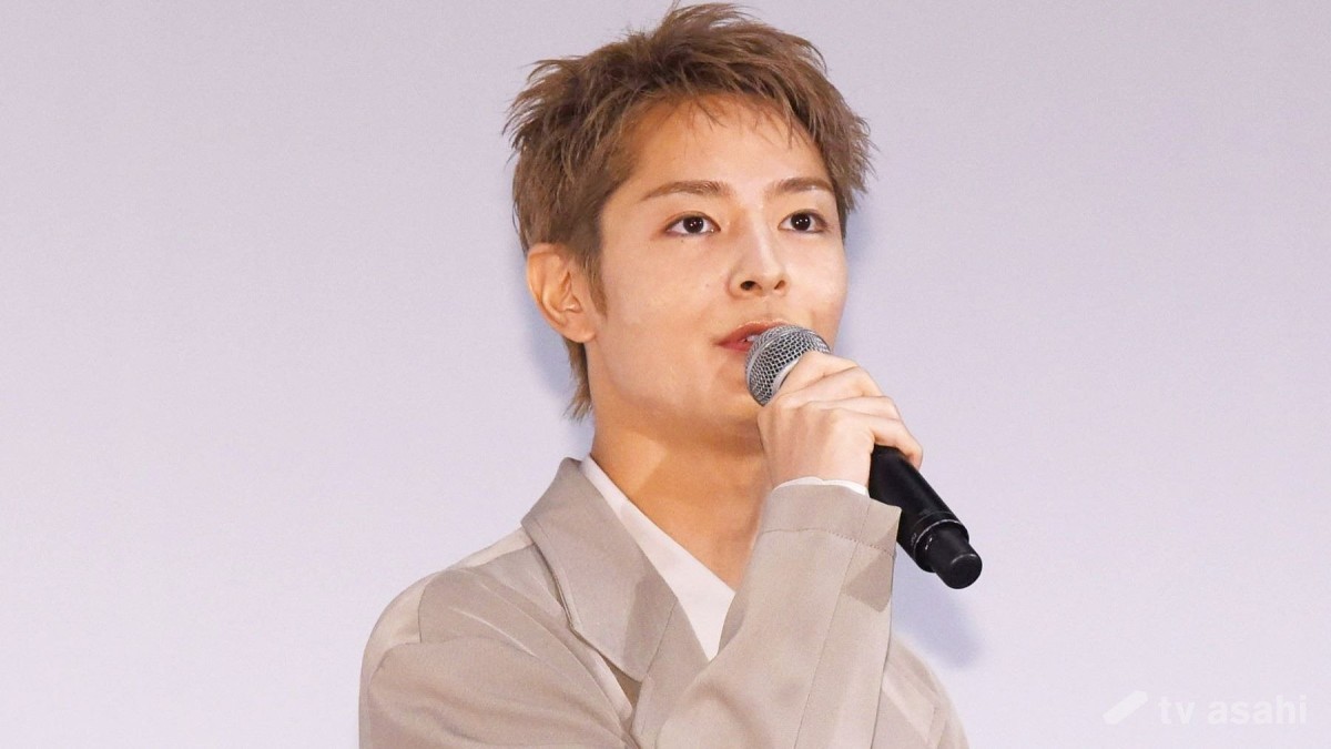 塩野瑛久、中島健人から全力壁ドンの裏話を披露「めちゃくちゃアツい事を言ってくれた」