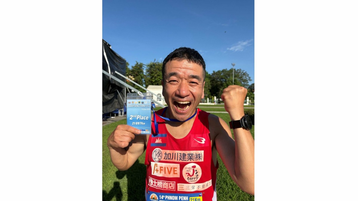 猫ひろし、プノンペン国際ハーフマラソンで第2位「走り続ければ良い事あるぞ！」