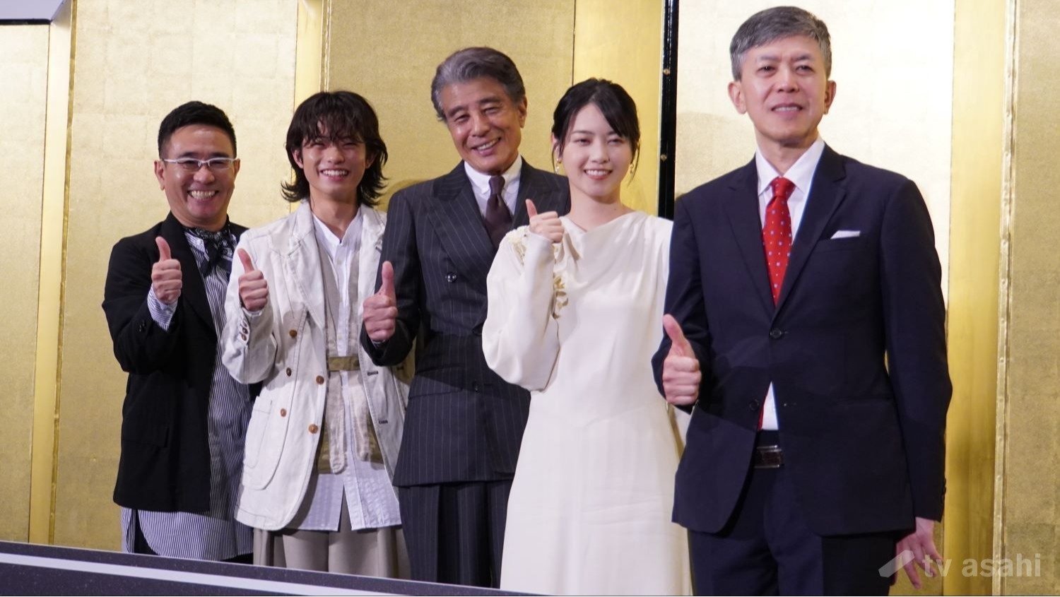 画像まとめ】舘ひろし、西野七瀬と公開イチャイチャ！？「二人で