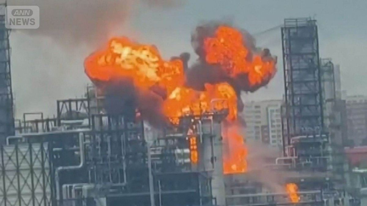 クレムリンから15キロの石油施設攻撃　ウクライナのドローンがこれまでで最大の報復