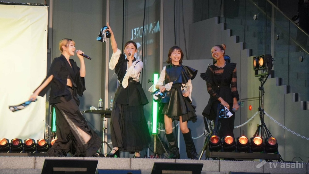 Little Glee Monsterがフリーライブを開催！3000人のファンを前に歌唱