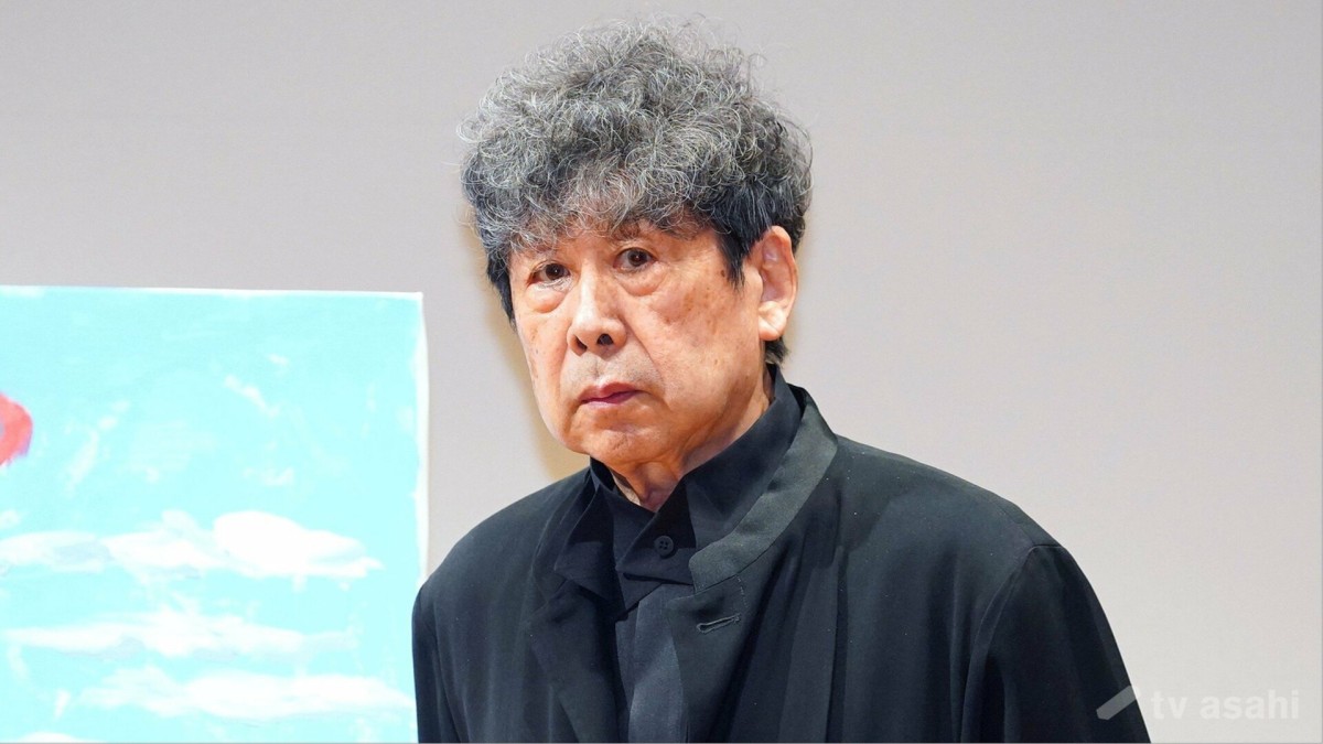 横尾忠則氏、救急搬送される「抱きかかえられながら、タンカに乗せられて」