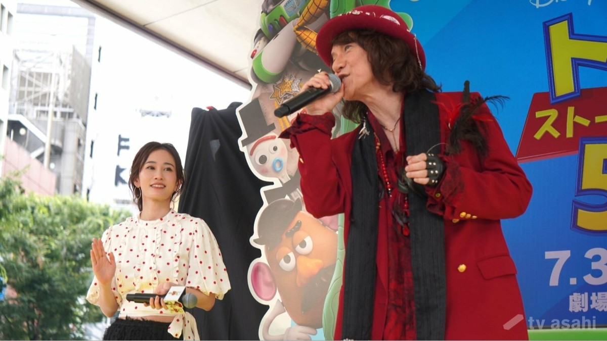 ダイアモンド☆ユカイ、SHIBUYA109で“君はともだち”を熱唱「最高の友達！」