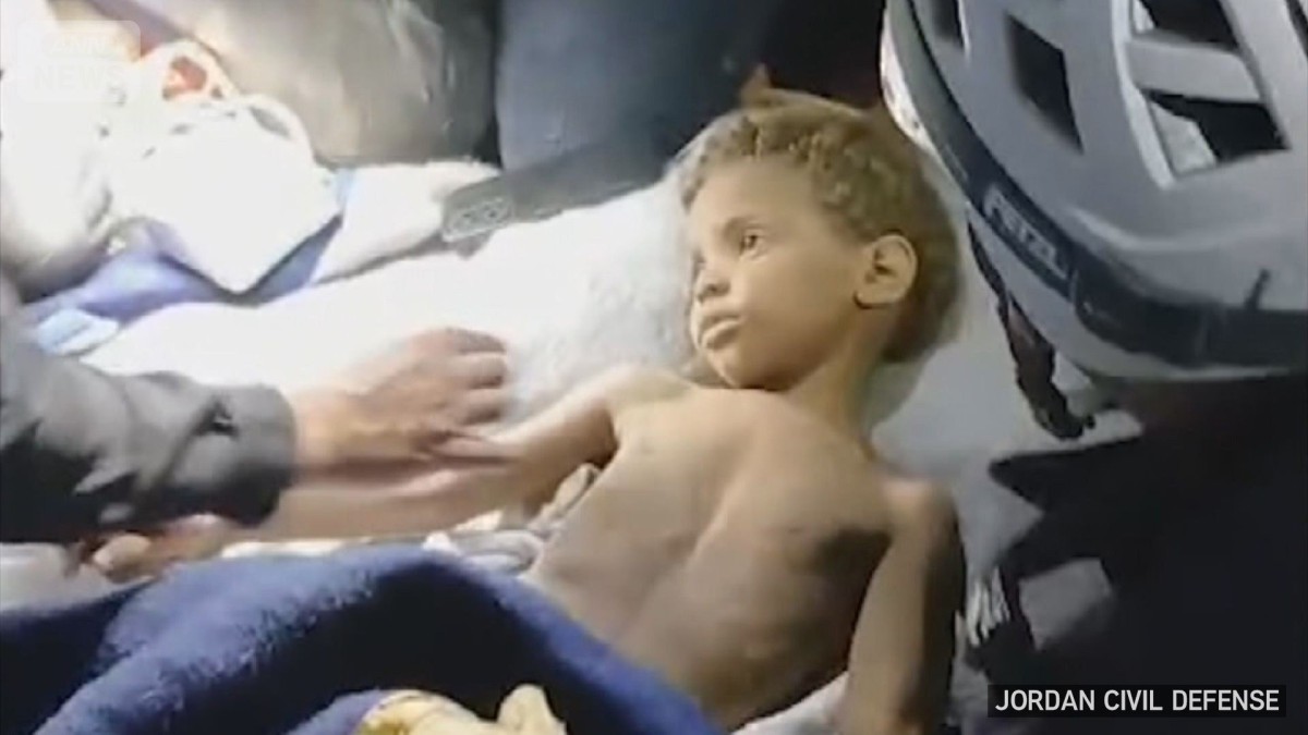 3歳の男の子をがれきから救出…ベネズエラ地震から1週間“燃料不足”で救出進まず