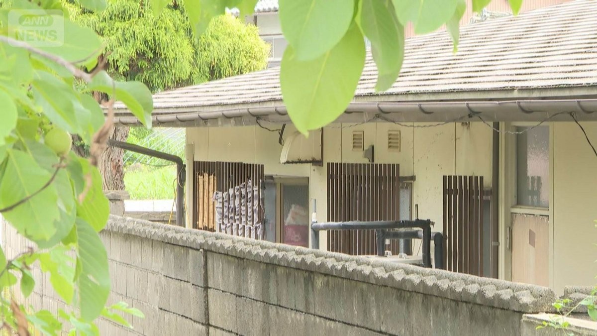 「仲良かった」家族に何が　「父に襲われた」長男SOS　逃走男　妻娘殺害か？