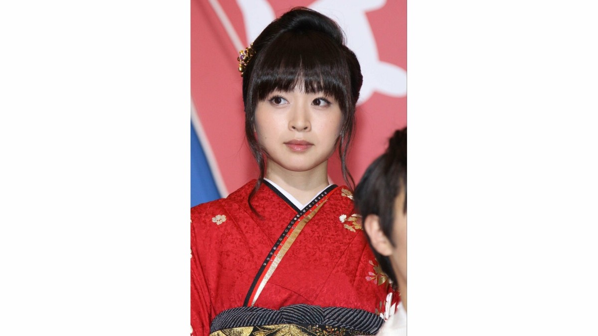 現役アイドルが妊娠を発表「デビューしたてのこれからなのに…」結婚11年で不妊治療していた