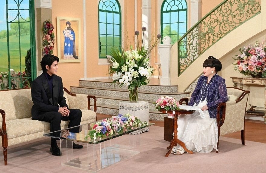＜父は佐藤浩市＞寛一郎、役者になると伝えた際に父から言われた“5文字”　父自身も「三國さんから…」【徹子の部屋】